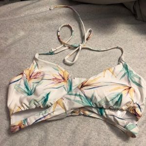 O’Neill cross front swim top